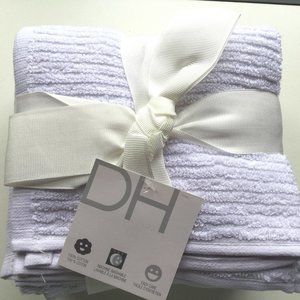 Set 8 White Cotton Wash Cloths DH- Great as add on